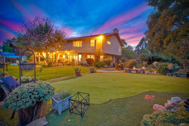 3097 Hidden Creek, Escondido CA: https://media.crmls.org/mediaz/a3247f73-1471-45ec-91ef-7ec349b87abc.jpg