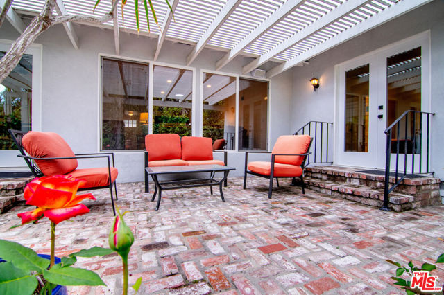 12954 Otsego Street, Sherman Oaks CA: https://media.crmls.org/mediaz/a32609c4-082f-42ae-bf89-5de13c9400b1.jpg