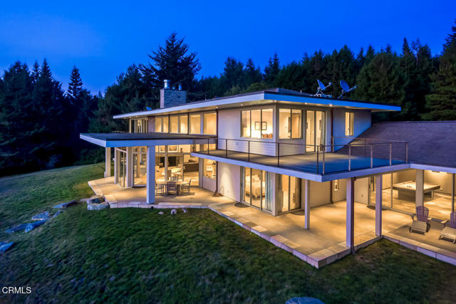 43850 Buckhorn Cove E Road, Little River CA: https://media.crmls.org/mediaz/a327ca8d-d1ae-4404-a15c-889399b468dc.jpg