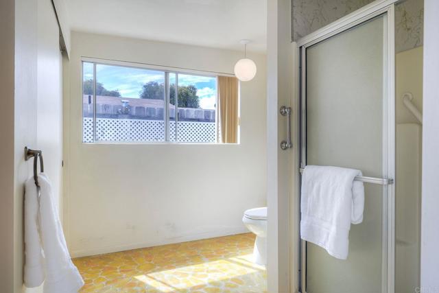 Detail Gallery Image 28 of 47 For 3607 Frenzel Cir, Oceanside,  CA 92056 - 2 Beds | 2 Baths