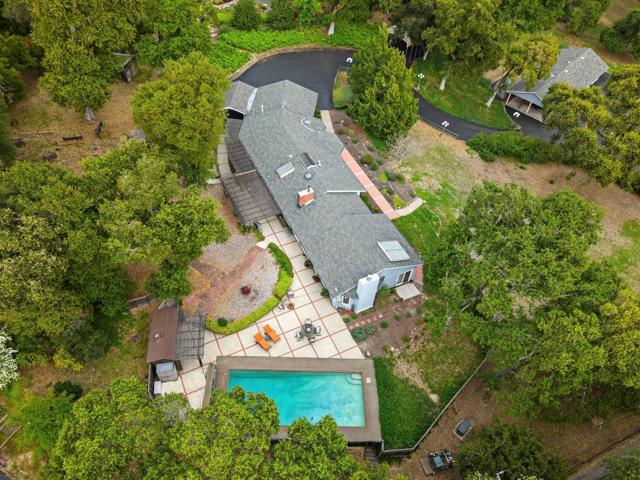 18301 Idylwild Road, Los Gatos CA: https://media.crmls.org/mediaz/a328b3bf-4170-4567-806e-de6bf1051211.jpg
