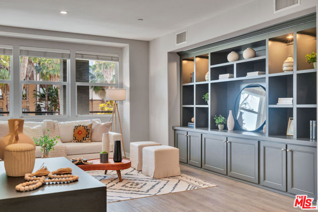 7100 Playa Vista Drive, Playa Vista CA: https://media.crmls.org/mediaz/a329aefe-5e12-4b27-b707-fa9dad4f24f9.jpg