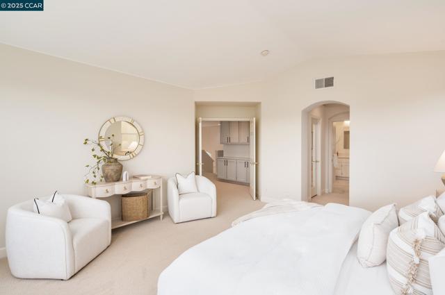 9356 Mediar Dr, San Ramon CA: https://media.crmls.org/mediaz/a32a910c-43ab-4c3b-9db5-b7c8422861ef.jpg