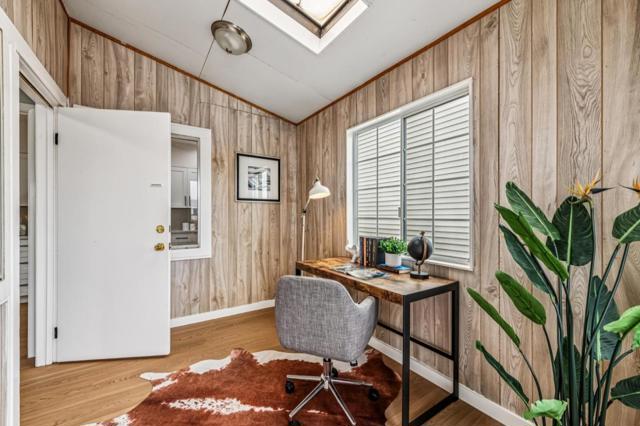 17221724 48th Avenue, San Francisco CA: https://media.crmls.org/mediaz/a32d3e6e-17b5-4678-b1e6-a114a45ff470.jpg