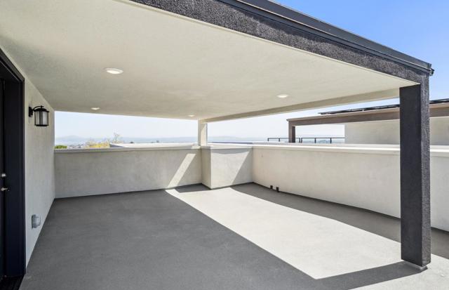 2512 Sage Street, San Mateo CA: https://media.crmls.org/mediaz/a32e0f84-bdd8-4158-9178-a6ffaadec043.jpg