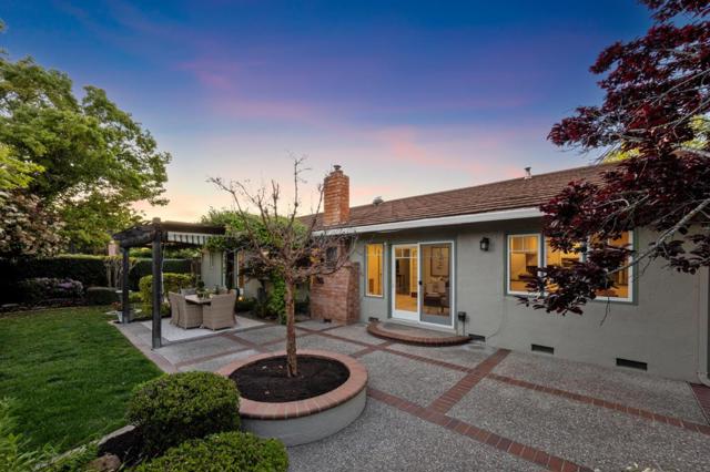 16100 Shannon Road, Los Gatos CA: https://media.crmls.org/mediaz/a32f26b9-a8ee-434c-9b4c-0a11207a65ea.jpg