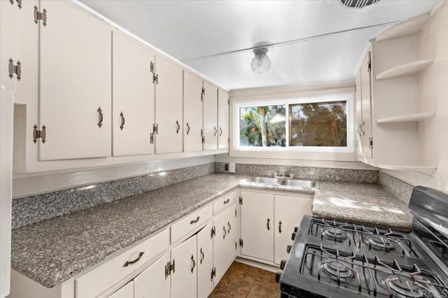 Detail Gallery Image 16 of 40 For 3379 Roosevelt St. St, Carlsbad,  CA 92008 - – Beds | – Baths