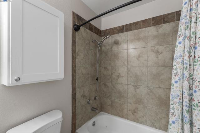 1479 Spring Valley Cmn, Livermore CA: https://media.crmls.org/mediaz/a330d23f-7c53-4e86-8b36-44bbc55527e6.jpg