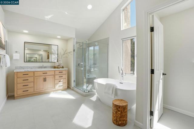 Image 38 of 60 For 1038 Mccauley Rd