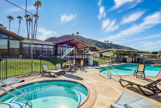 4650 Dulin Rd, Fallbrook CA: https://media.crmls.org/mediaz/a331e1ae-ba4e-4c6a-a9b3-7a82e09e296d.jpg