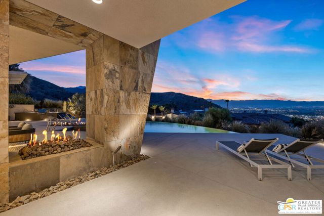 25 Sierra Vista Drive, Rancho Mirage CA: https://media.crmls.org/mediaz/a331fae1-52d2-49bd-a130-bf6c31487b48.jpg