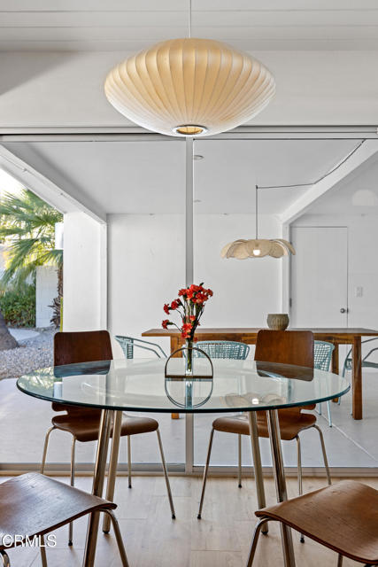 Detail Gallery Image 14 of 41 For 795 E Racquet Club Rd, Palm Springs,  CA 92262 - 3 Beds | 2 Baths