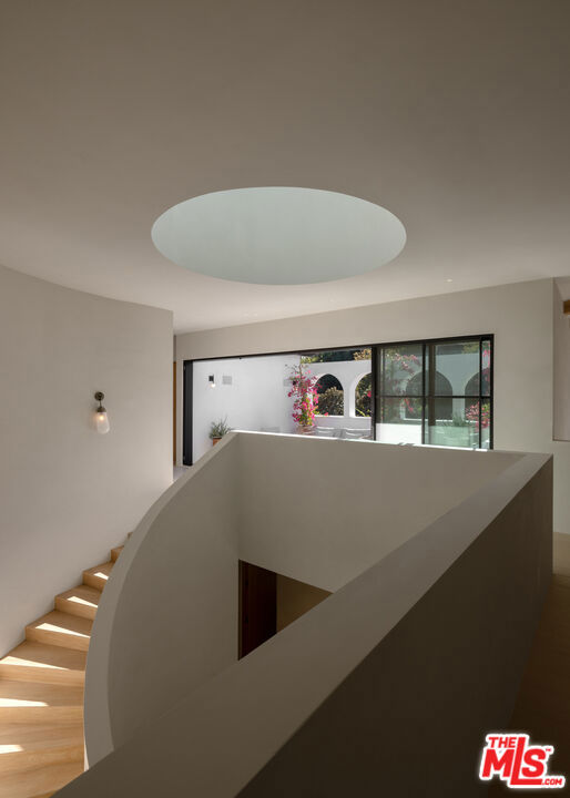 MLS #25572987 img 27