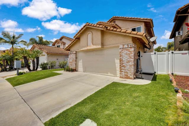 632 Paseo Rio, Vista CA: https://media.crmls.org/mediaz/a3373afe-ade5-408f-b80d-75f0fd7cc412.jpg