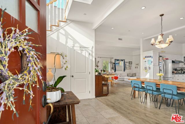 4224 Madison Avenue, Culver City CA: https://media.crmls.org/mediaz/a3393a7d-d390-4755-ada6-dfddb23bde2c.jpg