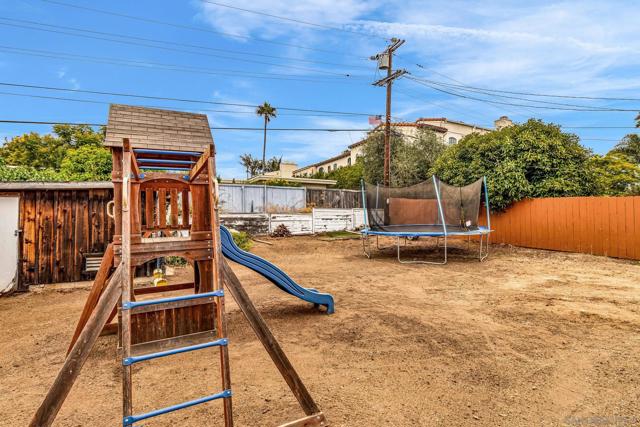 3872 Coronado Ave, San Diego CA: https://media.crmls.org/mediaz/a3394216-4793-4310-ae92-c3ed5248e109.jpg