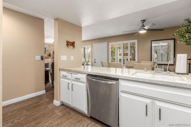 867 Ginger Avenue, Carlsbad CA: https://media.crmls.org/mediaz/a339632c-96ce-4183-bb15-bbe0f0a28365.jpg