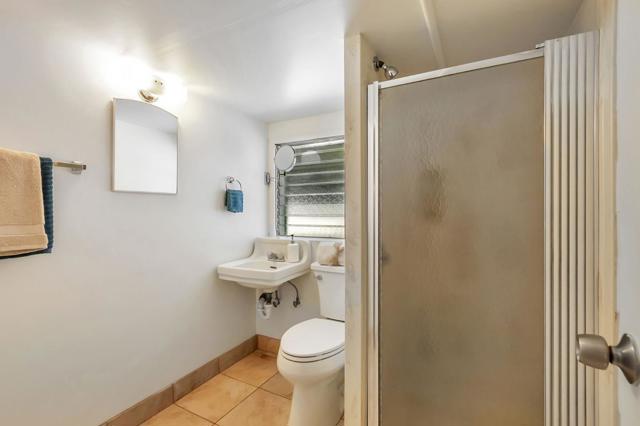 20335 Saratoga Los Gatos Road, Saratoga CA: https://media.crmls.org/mediaz/a33984cf-d4ee-41c6-9f10-9ab9db10081d.jpg