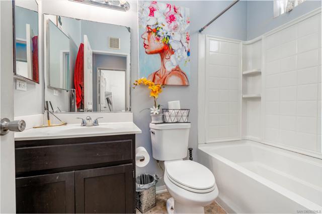1648 Sweet Gum Place, Chula Vista CA: https://media.crmls.org/mediaz/a339a3f0-fc61-40af-8617-cef449ad485b.jpg
