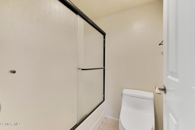 5728 Oak Bend Ln  -  HsHProd-24