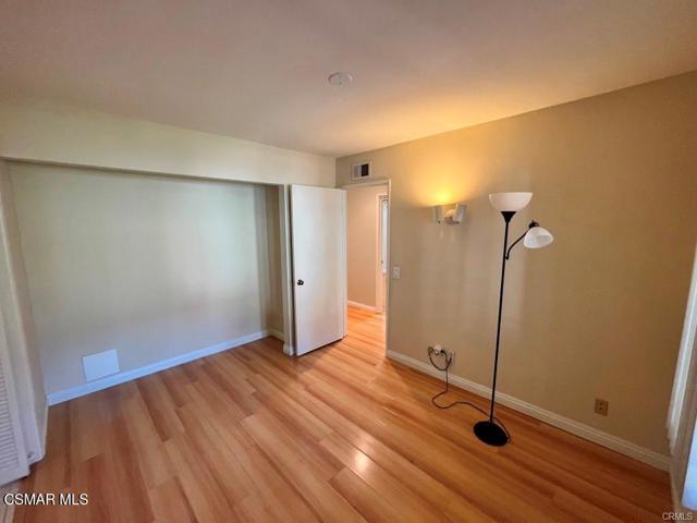 13338 Canyon Ridge Lane, Granada Hills CA: https://media.crmls.org/mediaz/a33b427a-2665-47bf-ac3b-f55297f33bc2.jpg