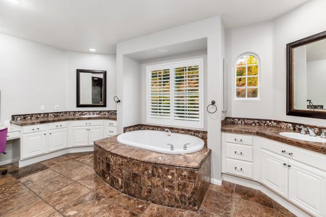 Detail Gallery Image 24 of 48 For 1459 Lighthouse Rd, San Marcos,  CA 92078 - 4 Beds | 3/1 Baths