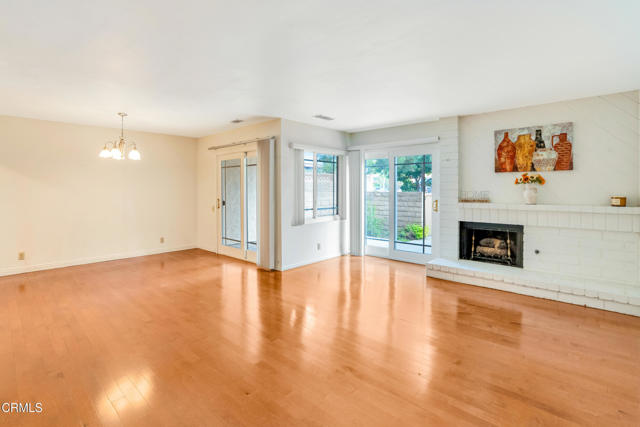 Detail Gallery Image 18 of 52 For 945 Mchugh Ct, Ventura,  CA 93003 - 3 Beds | 2/1 Baths