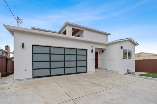 3807 Madrone Avenue, Oakland CA: https://media.crmls.org/mediaz/a33f68b2-db29-4558-958b-c758dbe615d4.jpg