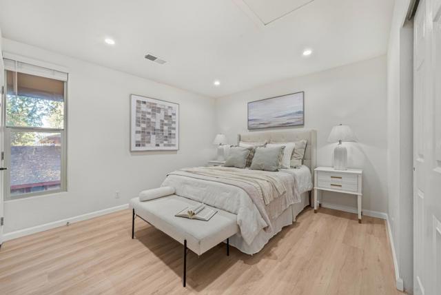 220 Red Oak Drive, Sunnyvale CA: https://media.crmls.org/mediaz/a33fb397-4558-4d2f-b286-b1ea4baf06d2.jpg