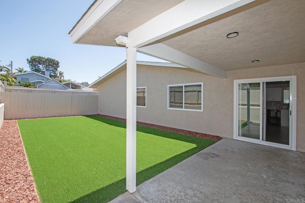 1133 Gardena Road - photo 10