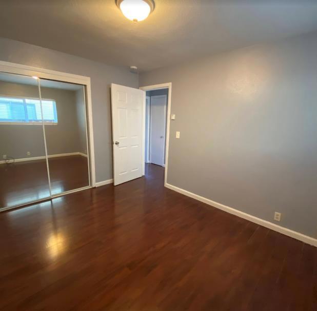 Image 5 of 8 For 219 Jackson Avenue