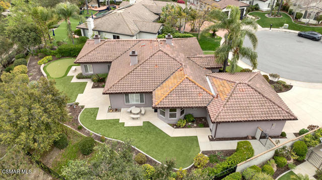 782 Emerson Street, Thousand Oaks CA: https://media.crmls.org/mediaz/a3417227-e8df-4cec-9565-c0e209ca3f85.jpg