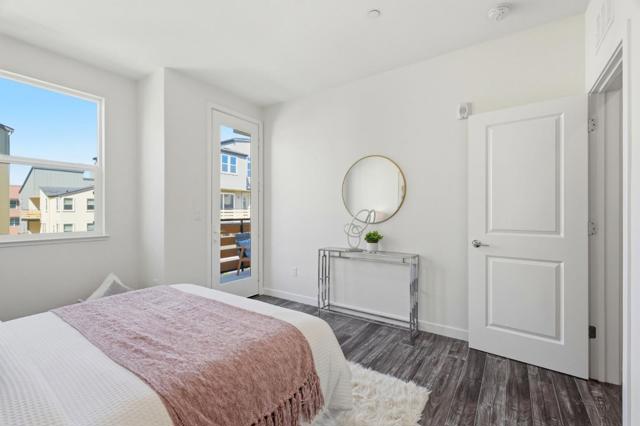 Image 16 of 32 For 1985 Mahuron