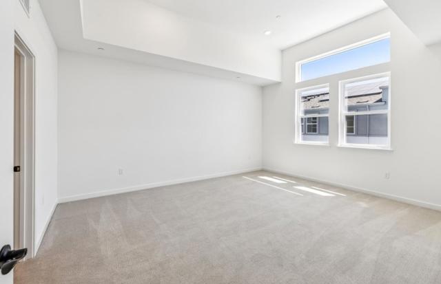 818 Redberry Way, San Jose CA: https://media.crmls.org/mediaz/a3419427-2b9b-4698-b981-1f577aa91d18.jpg