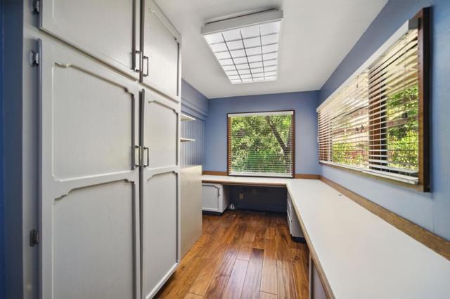 16190 Maya Way, Los Gatos CA: https://media.crmls.org/mediaz/a3426457-144e-4f59-9fd2-be8772bf5c0a.jpg