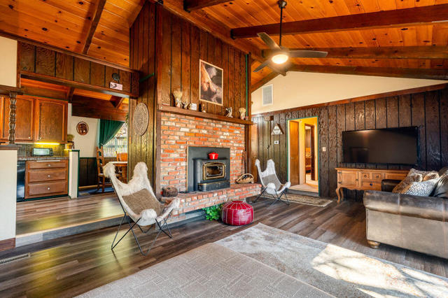 25580 Fir Street Street, Idyllwild CA: https://media.crmls.org/mediaz/a343e514-a7c9-4947-a29f-fc57730c82d2.jpg