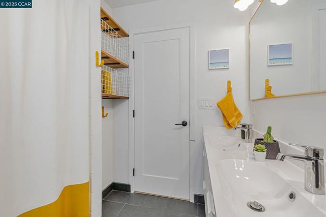 503 Vine Hill Way, Martinez CA: https://media.crmls.org/mediaz/a344507c-8737-4bc0-8de4-48fcc4c69479.jpg