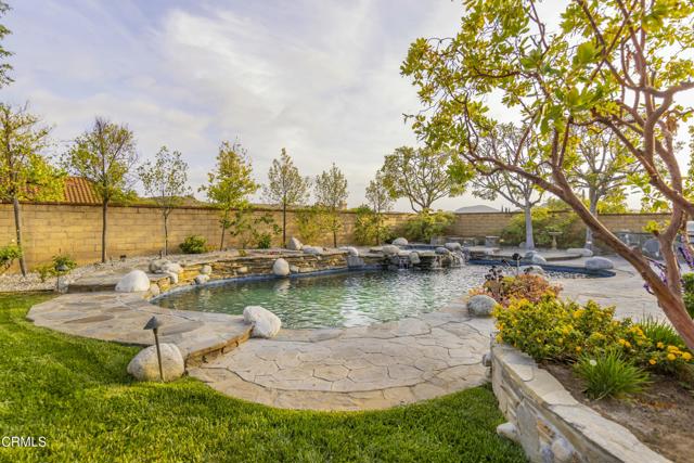 5580 Bromely Drive, Oak Park CA: https://media.crmls.org/mediaz/a3445635-2e8e-4394-a7b2-13797b914f45.jpg