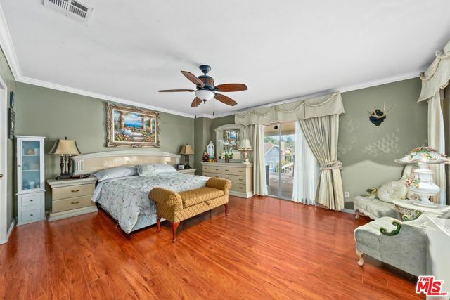 1747 N Avenue 46, Los Angeles CA: https://media.crmls.org/mediaz/a344c992-889f-434a-b164-cbe88faa1a4b.jpg