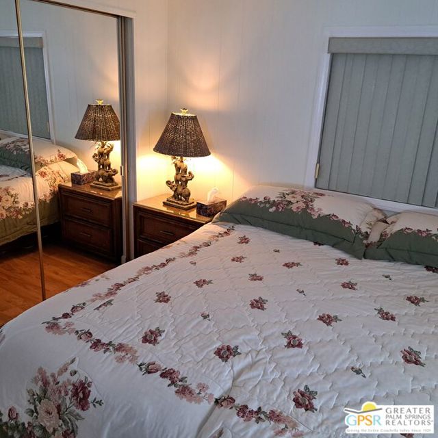 18555 Roberts Road, Desert Hot Springs CA: https://media.crmls.org/mediaz/a344cc75-0ee7-4479-89ea-51661b0b8070.jpg