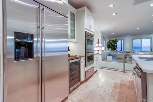 1371 San Elijo Avenue, Cardiff by the Sea CA: https://media.crmls.org/mediaz/a3459382-0185-4445-a2ce-ee4bab4f8bdc.jpg