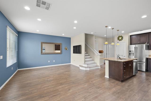 1800 Saltaire Place, San Diego CA: https://media.crmls.org/mediaz/a345e9c7-c74b-43ec-a145-e6b89c666224.jpg