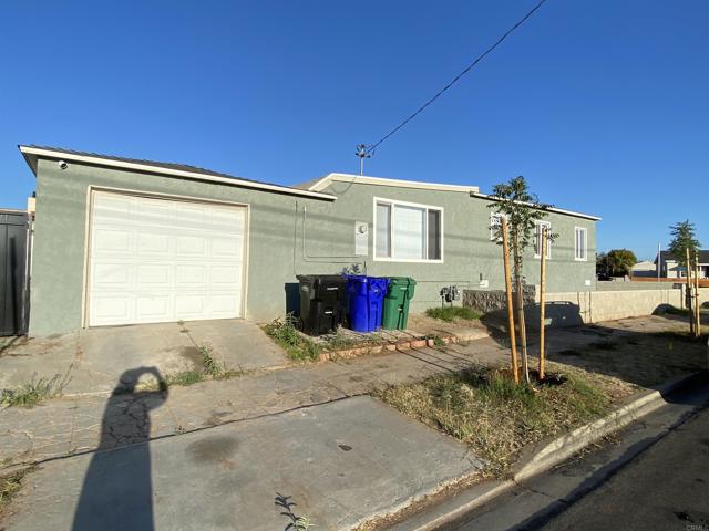 Detail Gallery Image 11 of 17 For 5454 Roswell St, –,  CA 92114 - 3 Beds | 2 Baths