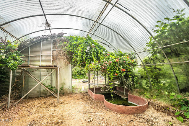 1400 Park Drive, Ojai CA: https://media.crmls.org/mediaz/a347c2a2-67a5-487a-8126-4614d104341f.jpg