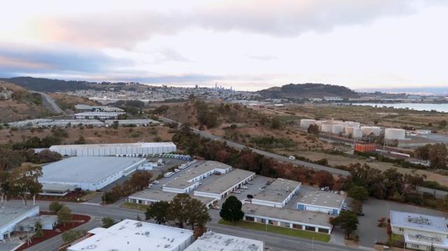 485 San Bruno Avenue, Brisbane CA: https://media.crmls.org/mediaz/a3484792-19fa-4d6b-b0eb-c32283370cd0.jpg