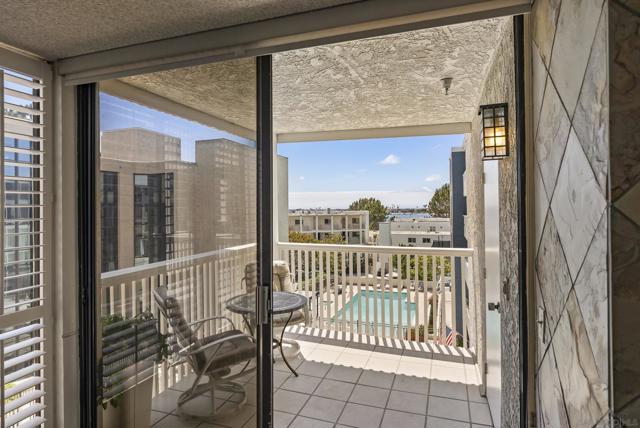 4016 Gresham St, San Diego CA: https://media.crmls.org/mediaz/a3486cc9-571f-49e8-9abc-3b3c848a3d4d.jpg