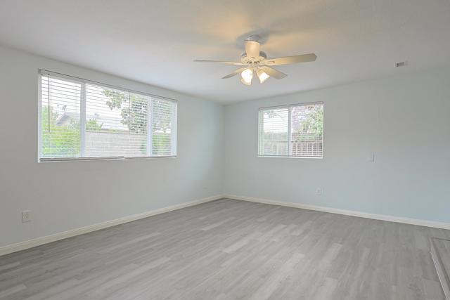 819 Daisy St, Escondido CA: https://media.crmls.org/mediaz/a348e468-d27b-48bf-9e54-c731958bd770.jpg