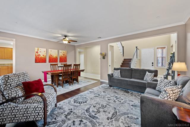 2954 Rangpur Court, Escondido CA: https://media.crmls.org/mediaz/a348f987-ea0d-4c66-b106-01a81f6c200a.jpg