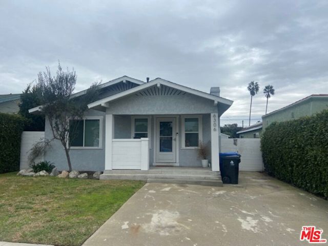 Image 2 for 6306 S Harcourt Ave, Los Angeles, CA 90043