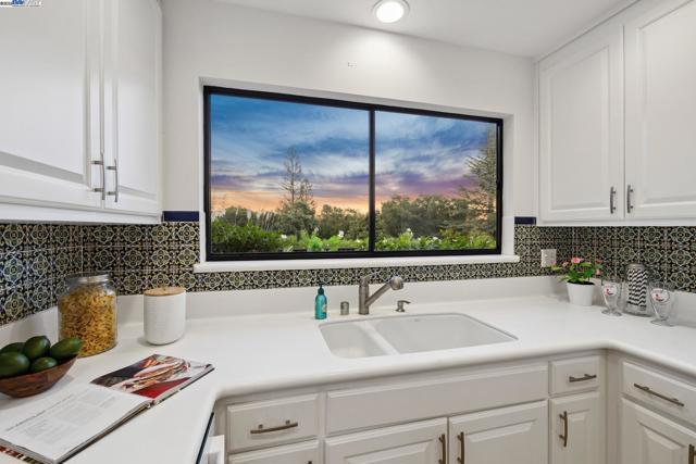 124 MARSHA PLACE, Lafayette CA: https://media.crmls.org/mediaz/a34a6157-c7e5-48ba-ac51-4d0709589138.jpg